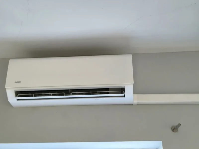AUX beltéri egység telepítése