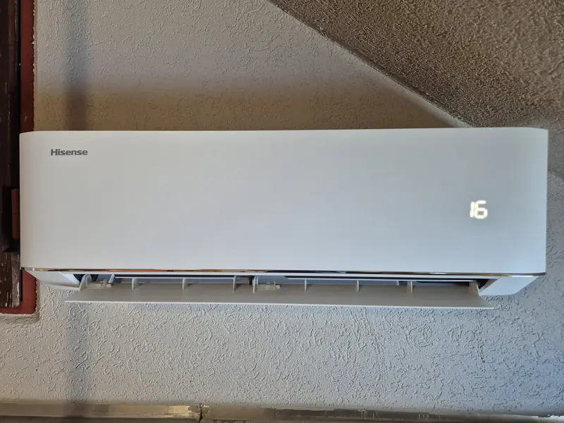 Hisense beltéri egység telepítése