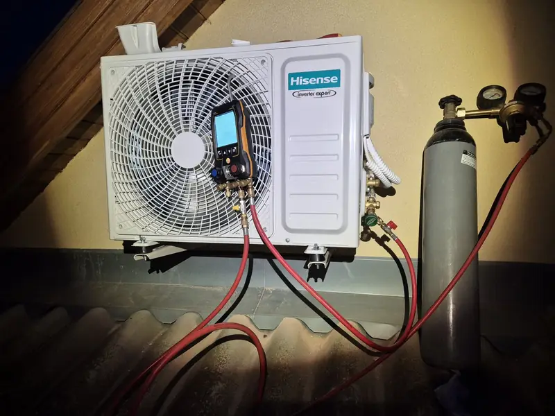 Hisense kültéri egység telepítése