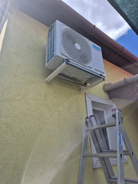 Hisense kültéri egység telepítése