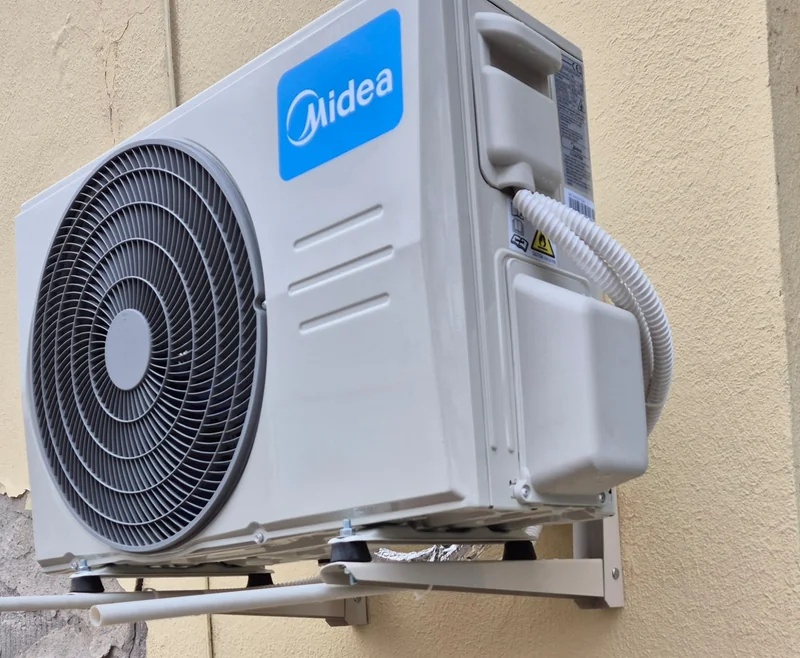 Midea beltéri egység telepítése