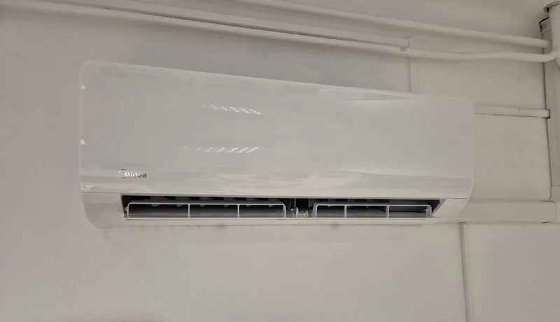 Midea beltéri egység telepítése