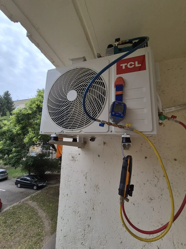 TCL kültéri egység telepítése