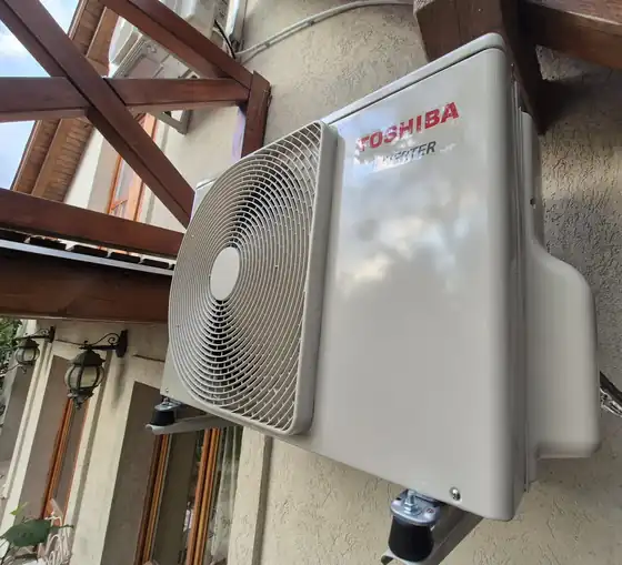 Toshiba kültéri egység telepítése
